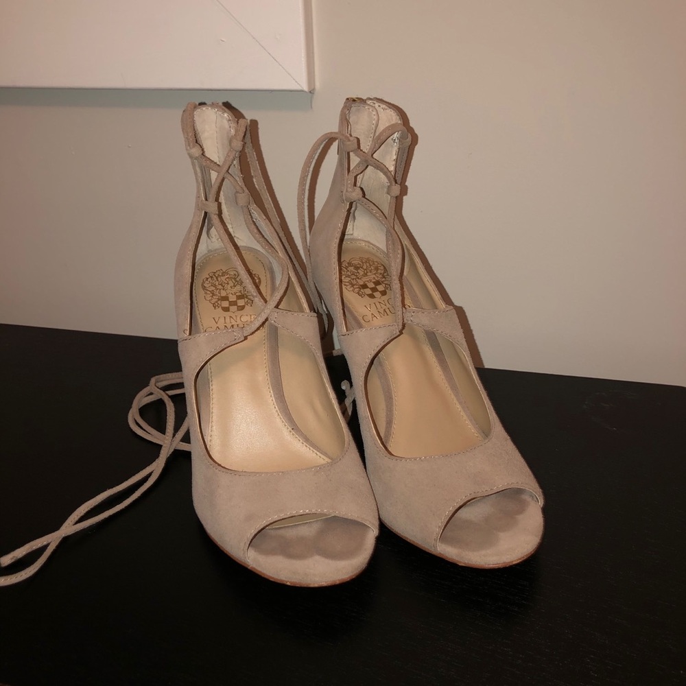Nude lace up 3.5” heels - VINCE CAMUTO - size 6.5